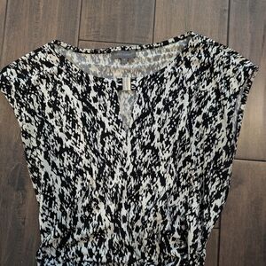 Vince Camuto Blouse - S